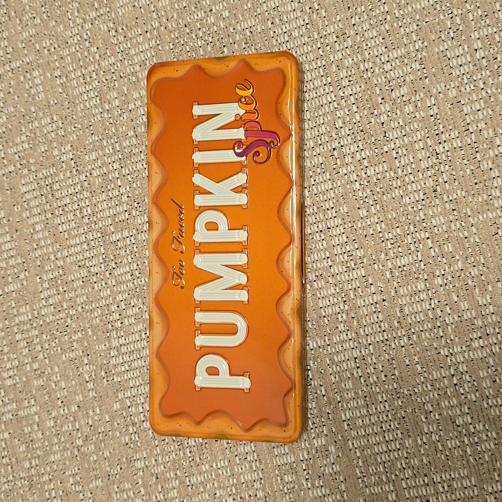 TOO FACED Pumpkin Spice Eyeshadow Palette